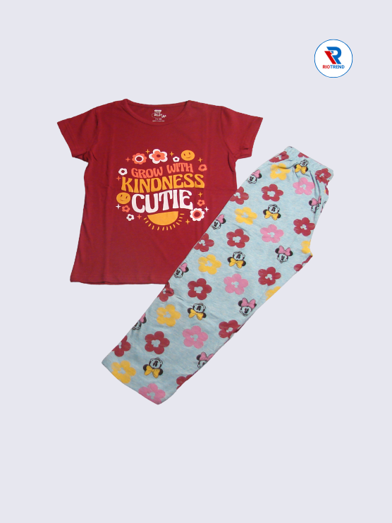 Girls Clothing Set: Soft Cotton Maroon T-Shirt with Pants Combo