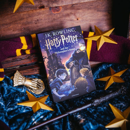 Harry Potter And The Philosopher's Stone (English, Paperback, J.K. Rowling)