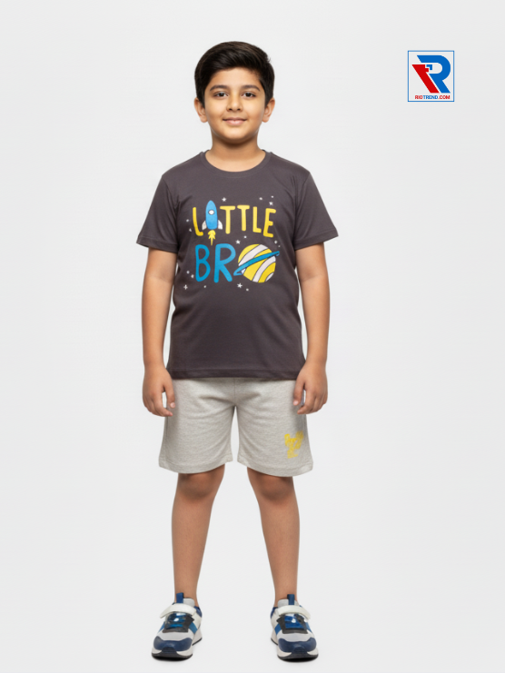 Boys clothing set 2–10 years featuring brown t‑shirt and bistre shorts, front view Riotrend kids fashion.