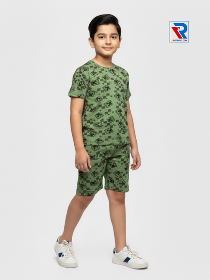 Boys’ camouflage green t-shirt and shorts set for ages 2–10 years, side view – Riotrend stylish outfit.