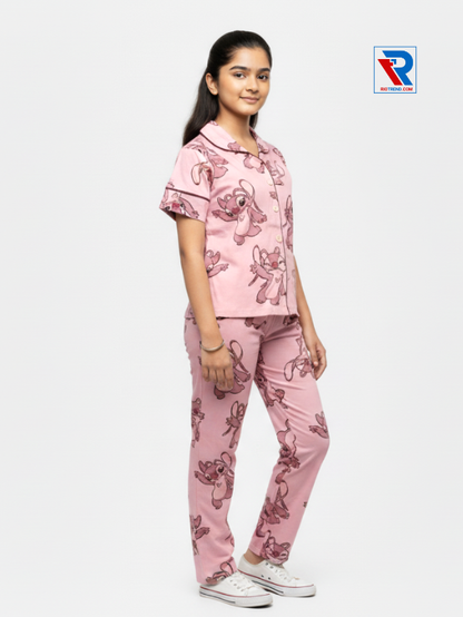 Girls night suit set, ages 7–12, black top and pyjama pants, relaxed pose right view – RioTrend kids sleepwear emphasizing everyday comfort and style.