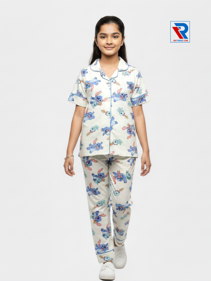 Girls night suit set, ages 7–12, bright whitest white top and pyjama pants, front view – RioTrend kids sleepwear highlighting design and comfort.