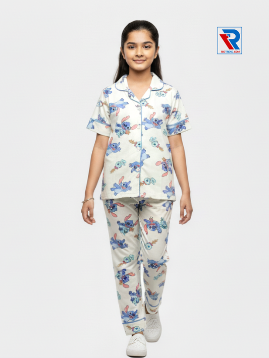 Girls night suit set, ages 7–12, bright whitest white top and pyjama pants, front view – RioTrend kids sleepwear highlighting design and comfort.