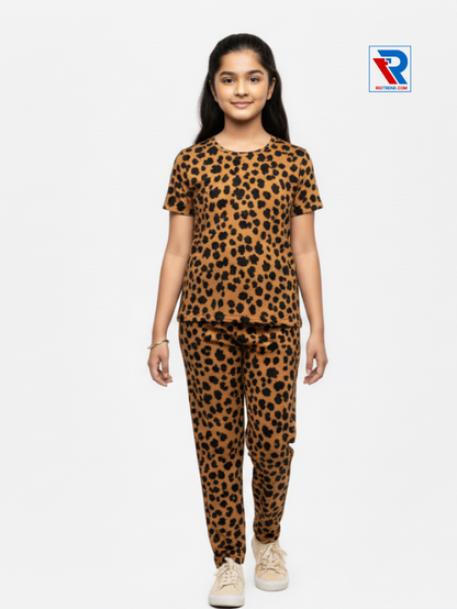 Girls pyjama set in bronze color, ages 1–12, front view – RioTrend kids sleepwear highlighting design and comfort.