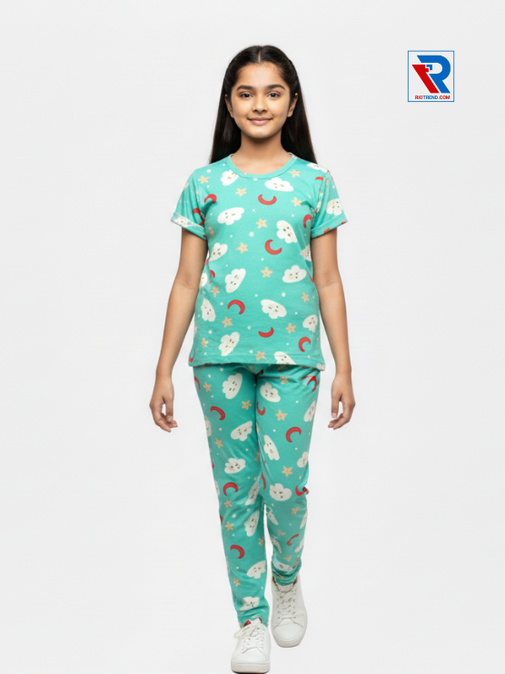 Girls pyjama set in cyan, ages 1–12, front view – RioTrend kids sleepwear showcasing comfortable cotton nightwear.