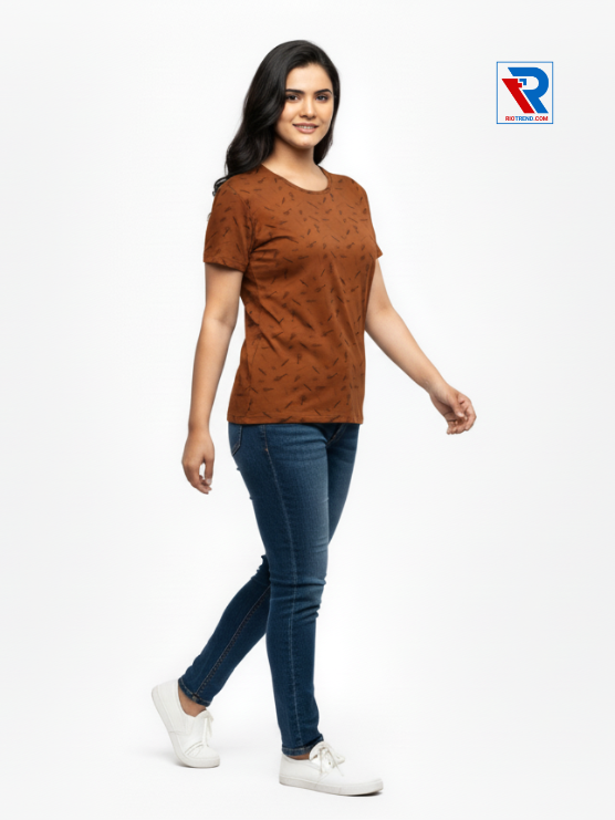 Women's comfortable brown half-sleeve t-shirt, sizes M-L-XL-XXL, relaxed side view casual outfit by Riotrend.